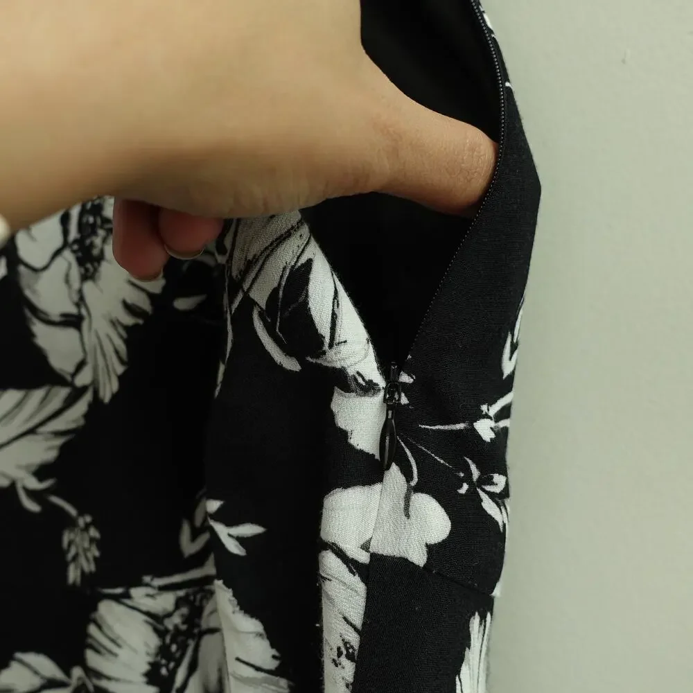 White House Black Market Womens Flutter Mini Skirt White Floral Pattern Size 8